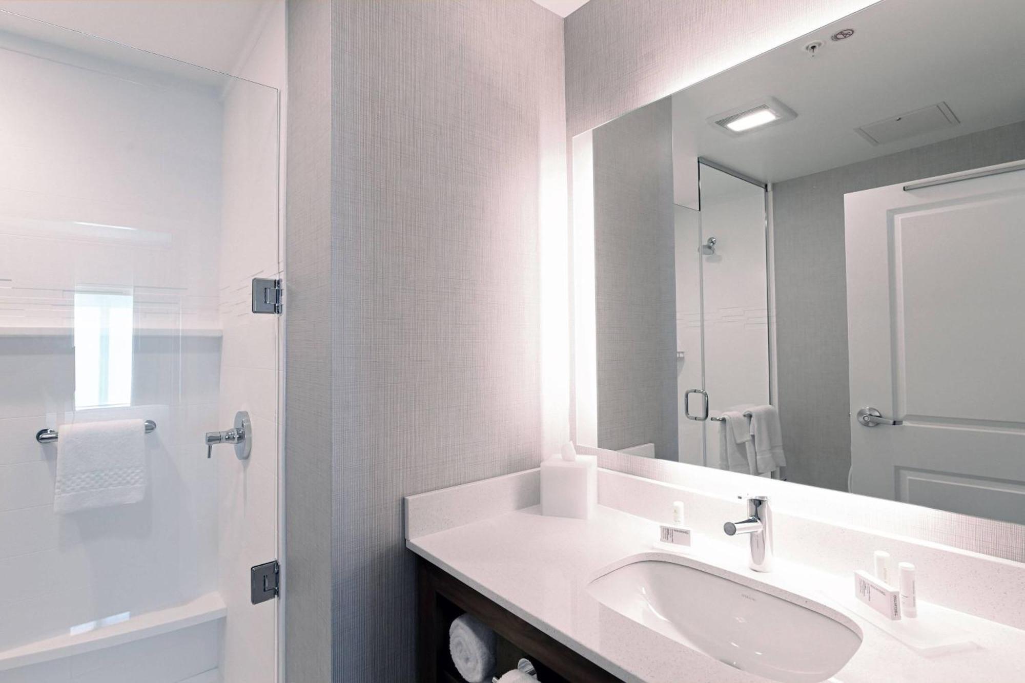מידלות'יאן Residence Inn Richmond מראה חיצוני תמונה
