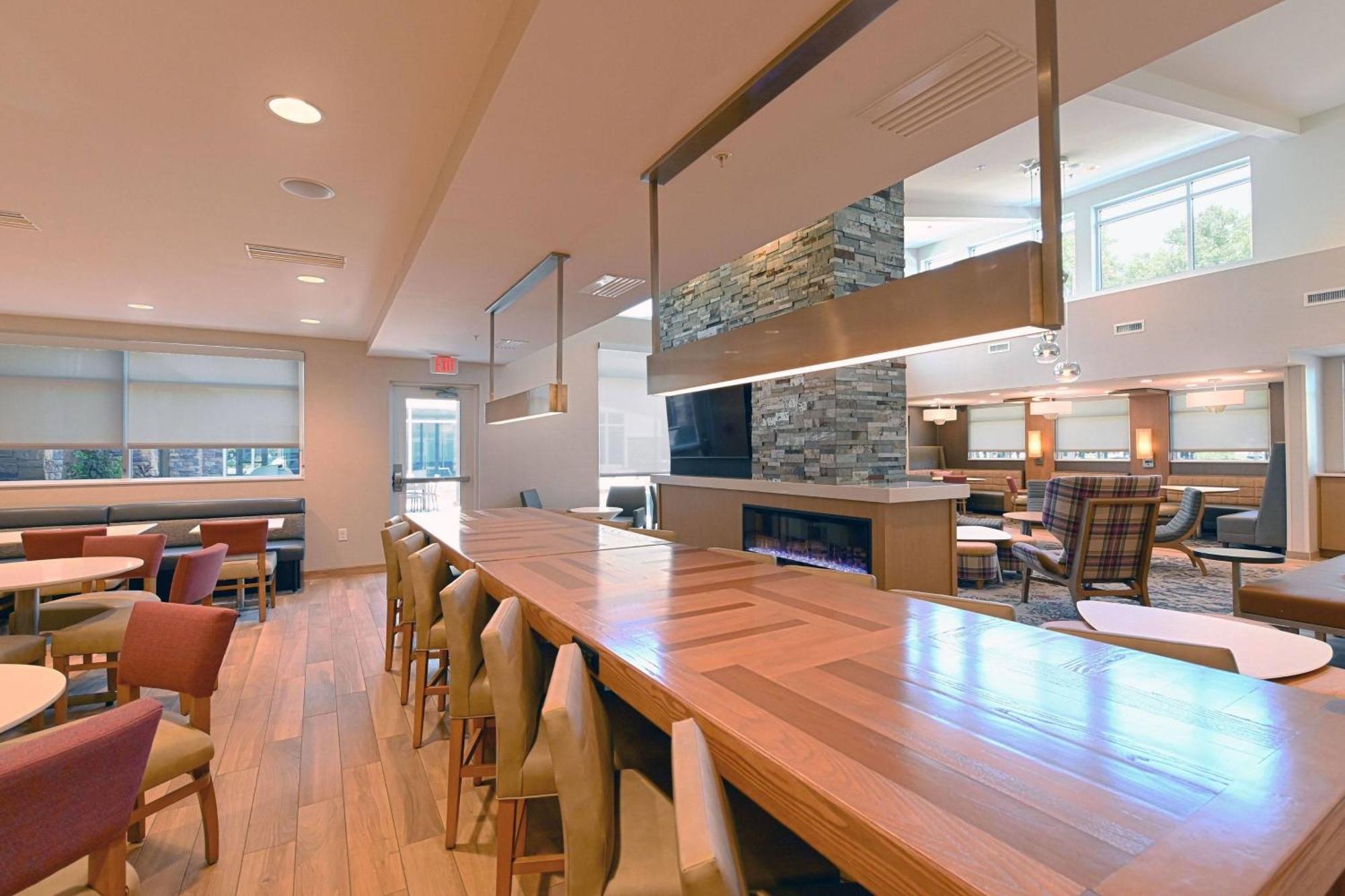מידלות'יאן Residence Inn Richmond מראה חיצוני תמונה